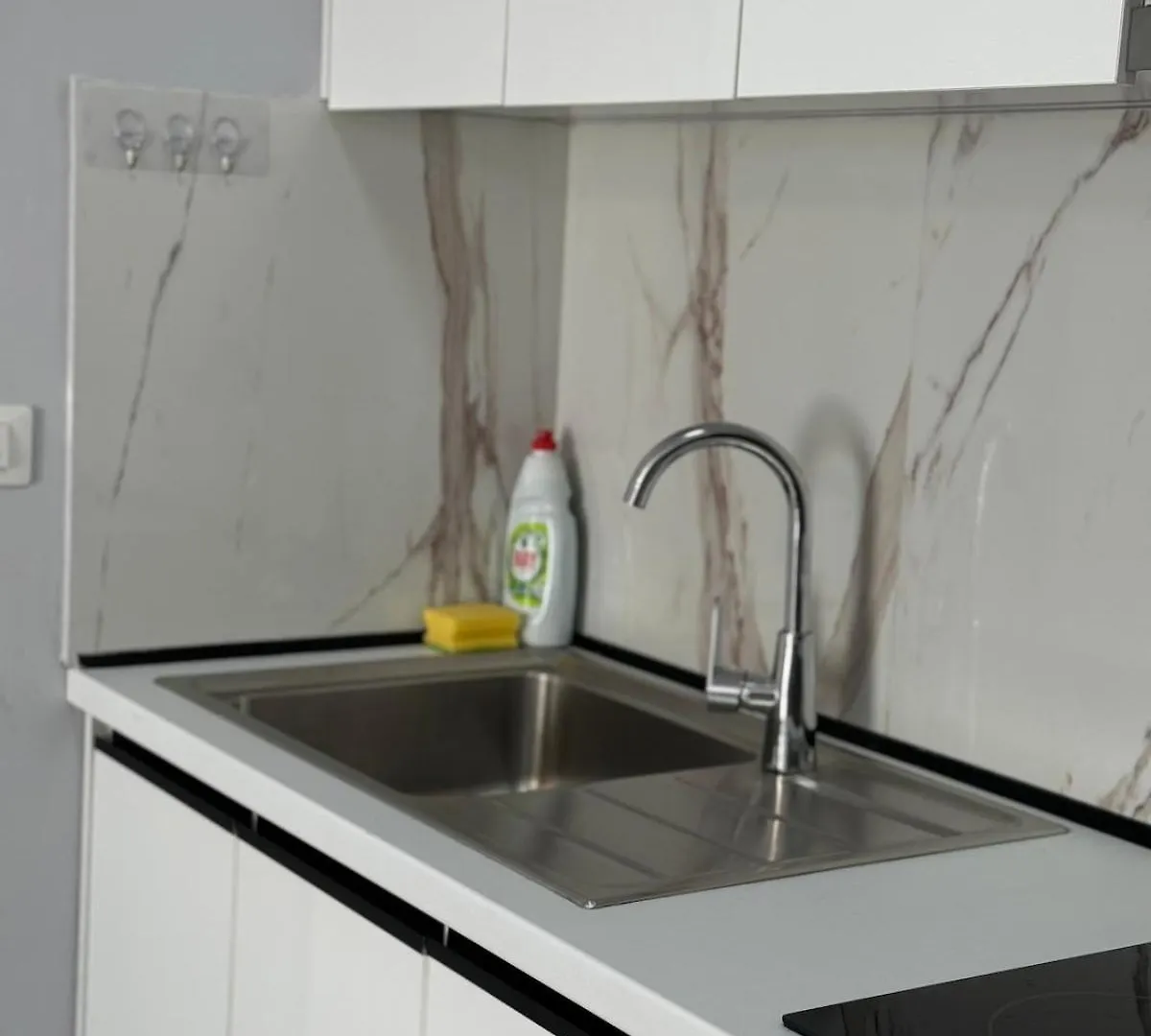Appartamento L&R Nest Tirana